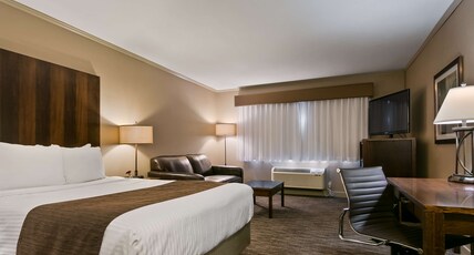 Best Western Mountainview Inn Room Type - 1 King Bed, Non-Smoking, Pet Friendly Room, Wireless High-Speed Internet, Refrigerator, Full Breakfa