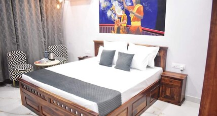 Serenity Escape | A Luxurious Retreat Room Type - Luxury | Jacuzzi & Garden View