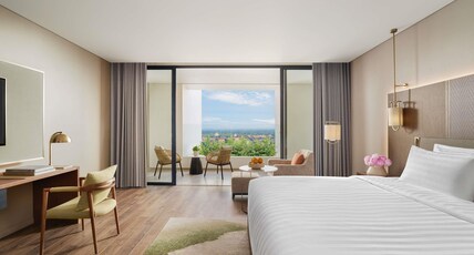 Pullman Ninh Binh Room Type - Superior Room, 1 King Size Bed, Panorama View