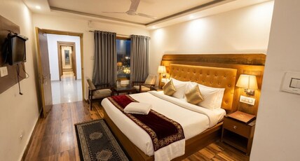 Hotel Manali Castle Room Type - Deluxe Room Hotel Manali Castle Room Type - Deluxe Room