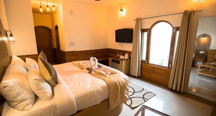 Hilltone resort Room Type - DELUXE SINGLE ROOM