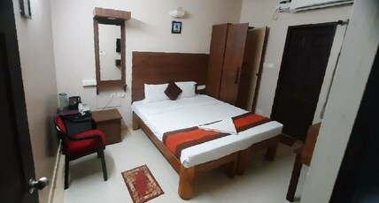 Hotel Ramana Residency Room Type - Deluxe Room