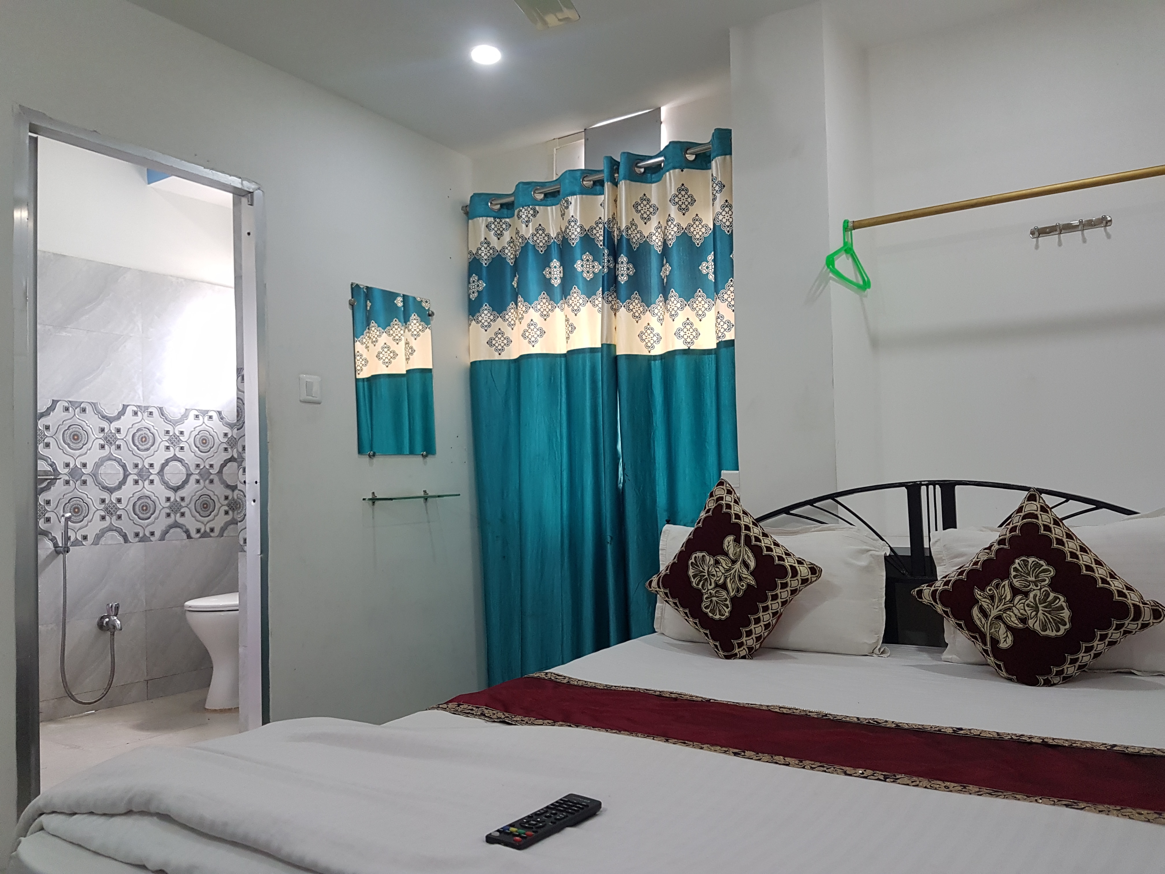 Maa Laxmi Hotel - Tap to explore photos