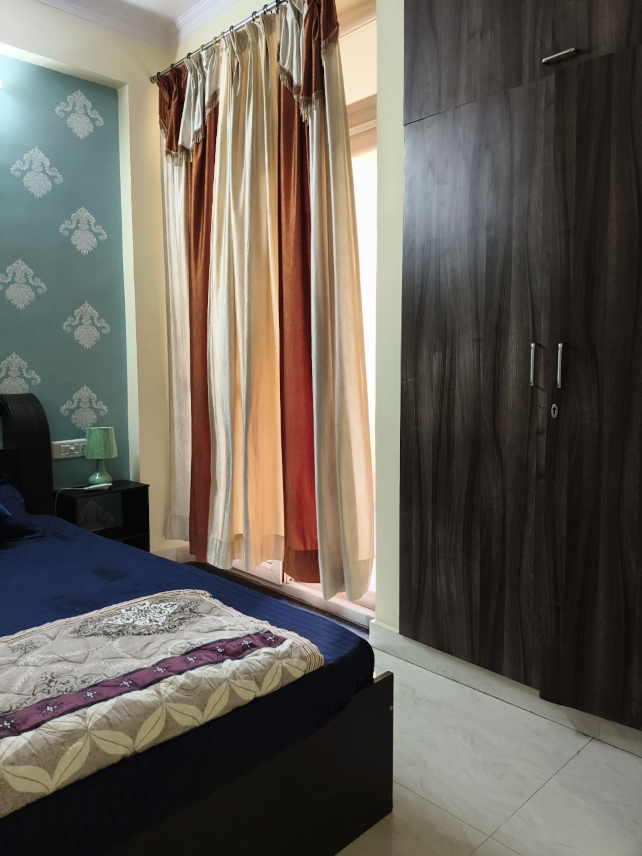 The Cozy 2BHK Prime Jaipur Location - Tap to explore photos