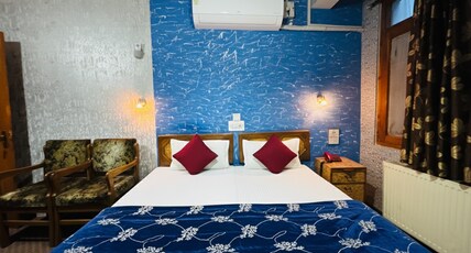Grand Hotel And Restaurant Room Type - Deluxe Room