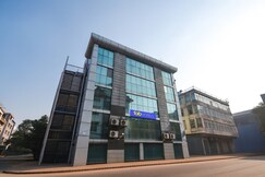 FabHotel Ramhan - Nr. Patel Nagar Metro