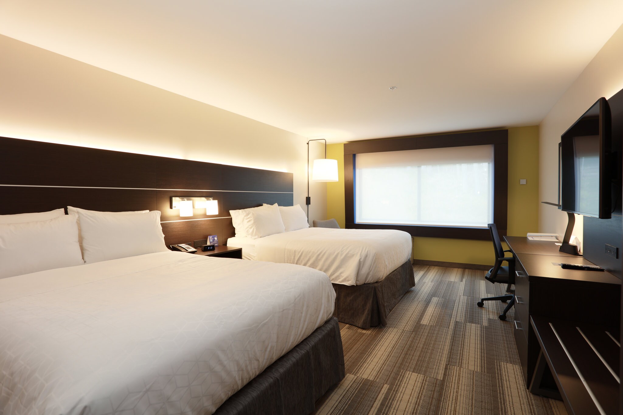 Holiday Inn Express Oneonta - Tap to explore photos