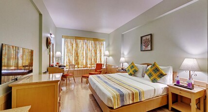 E-Square The Fern Pune, Series by Marriott Room Type - Winter Green Premium Room, 1 King Bed