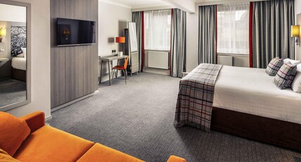 Mercure Inverness Hotel Room Type - Privilege room with 1 double bed and riverside or old town view
