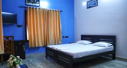 Ocean Queen Palace Poovar Room Type - Seaview AC Family Room (  Room no : 5 )