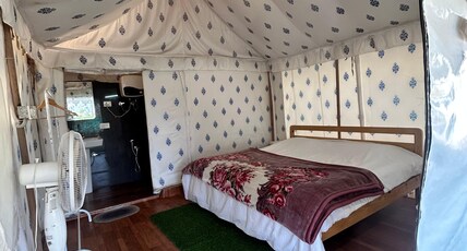 Yasnaya Camps Room Type - Luxury Tent
