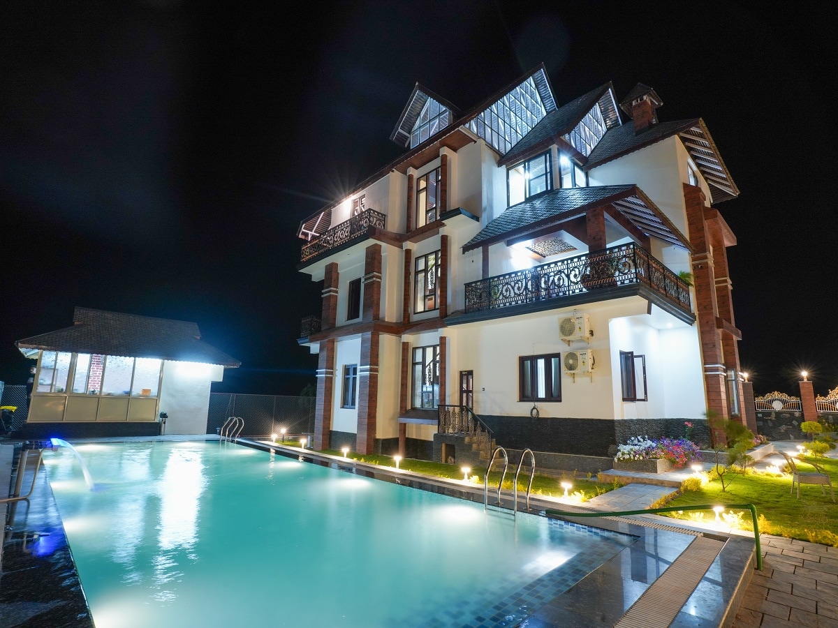 Matoshree Club and Resort - Tap to explore photos
