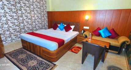 Hotel Rudra Paradise Room Type - Superior Room