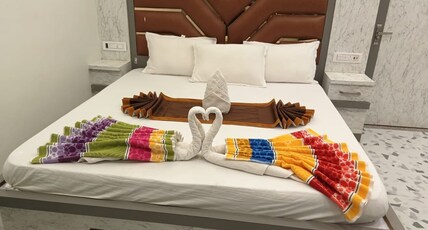 Lokenath Resort Room Type - Deluxe Room with Free Wi-Fi