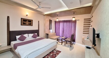 Hotel Signetic Blue Room Type - Premium Executive Room