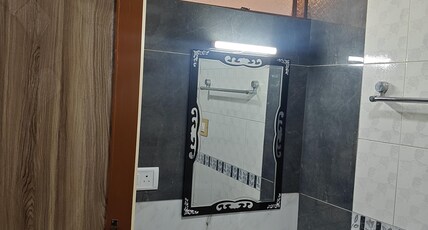 Ainoor Cottage | A Minute Walk to Dal Lake Room Type - Standard Room 3