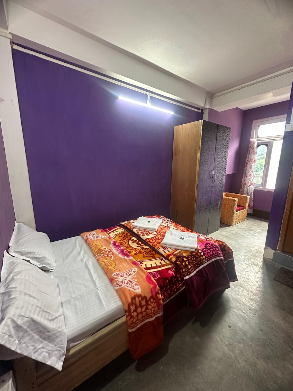 YANGZOM HOMESTAY - Near ITI Dirang - Tap to explore photos
