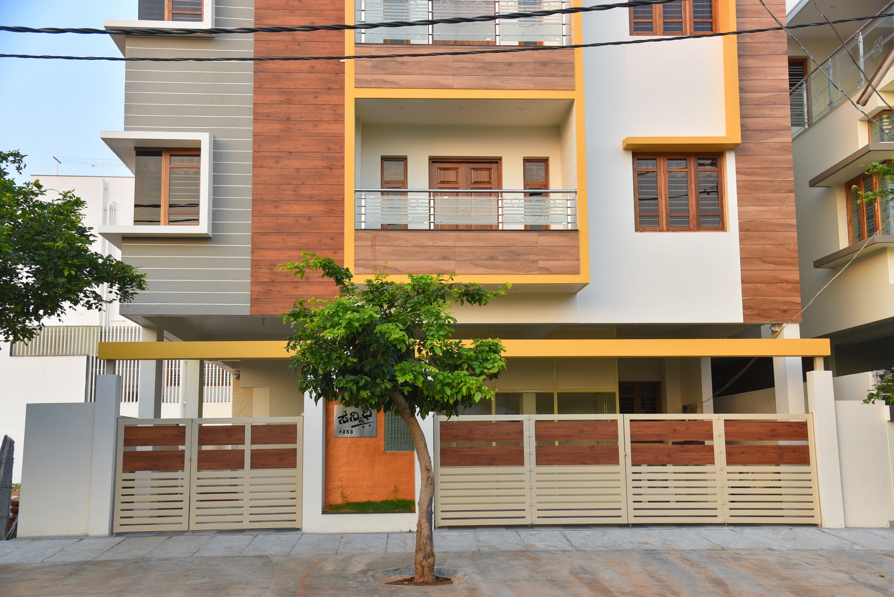 Elegant Serviced Apartment | 2 BHK Apartment - Tap to explore photos