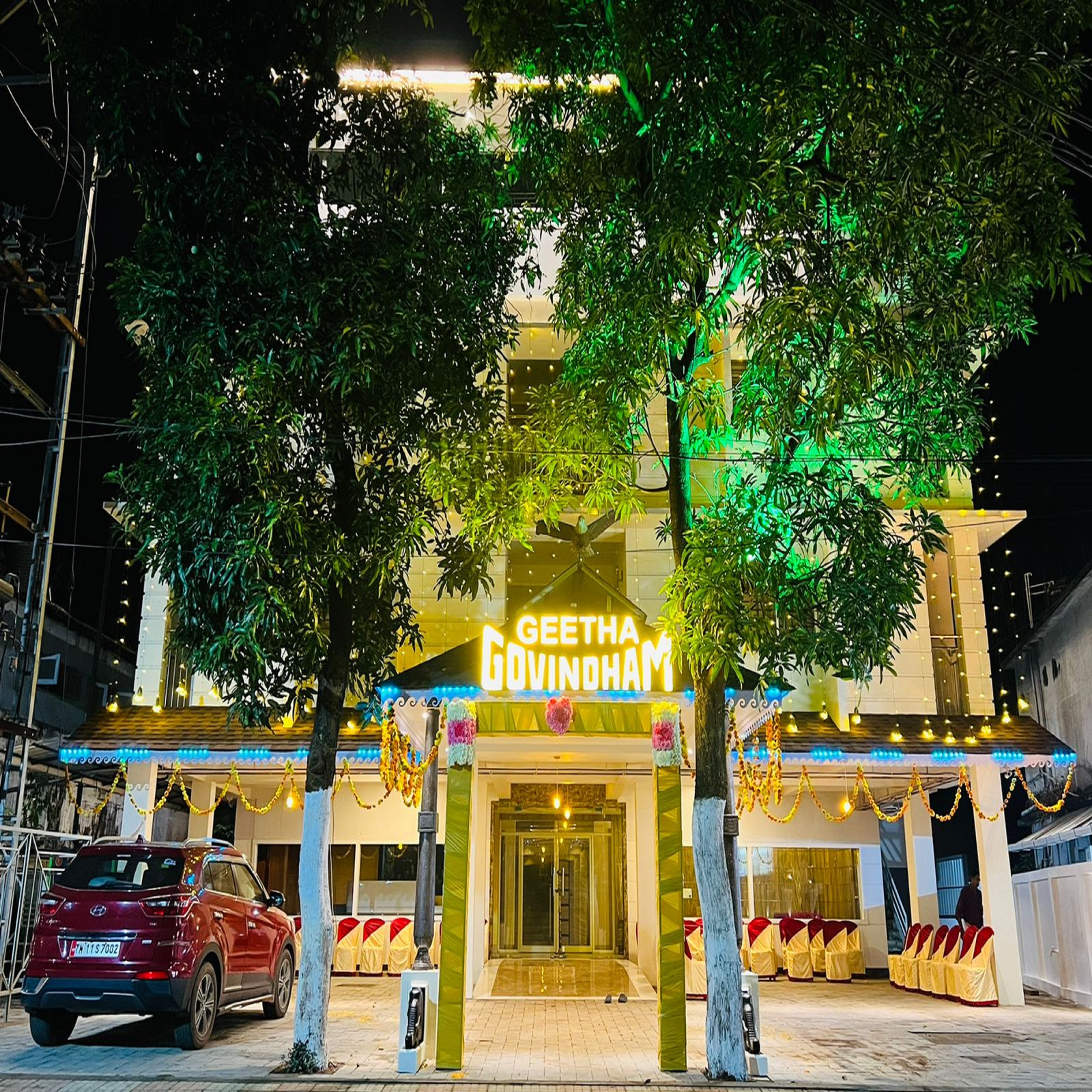 Geetha Govindham - Tap to explore photos