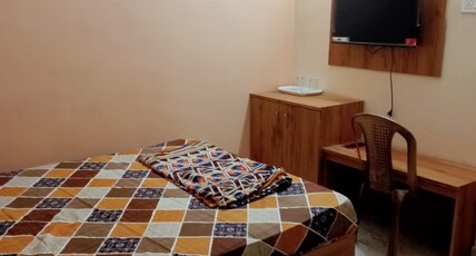 Hotel Vishwa Residency Room Type - Non Ac Deluxe Room