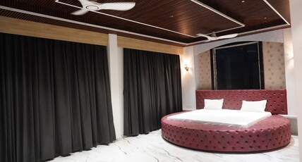 Viraj International Hotel Room Type - Suite Double Bed Room