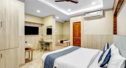 Hotel Wooden Park  Near DLF IT PARK Room Type - Executive Suite Room