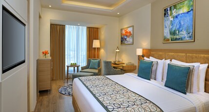 Golden Sarovar Portico Room Type - Superior Room - King Bed