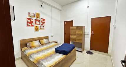 Hostello Backpackers | Hostel Stay 10 Minutes from Dibrugarh Railway Station Room Type - Standard Twin Bed Room