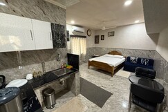 Stylish Modern Studio Apartment Near RIET International School