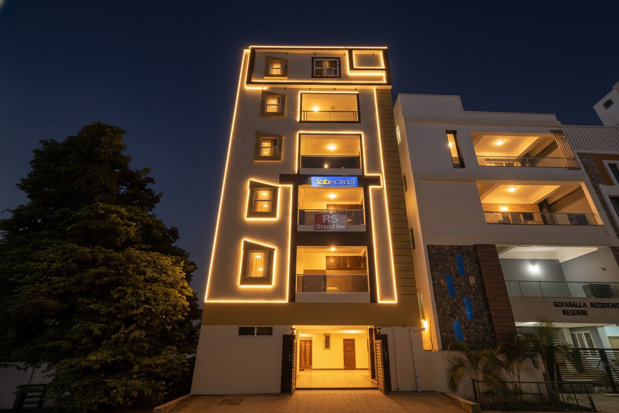 Via RS Grand Inn - Tap to explore photos