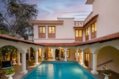 LohonoStays Fonteira Vaddo E