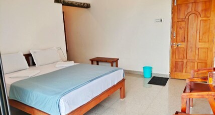 Hampi Delmont Room Type - Deluxe AC Room