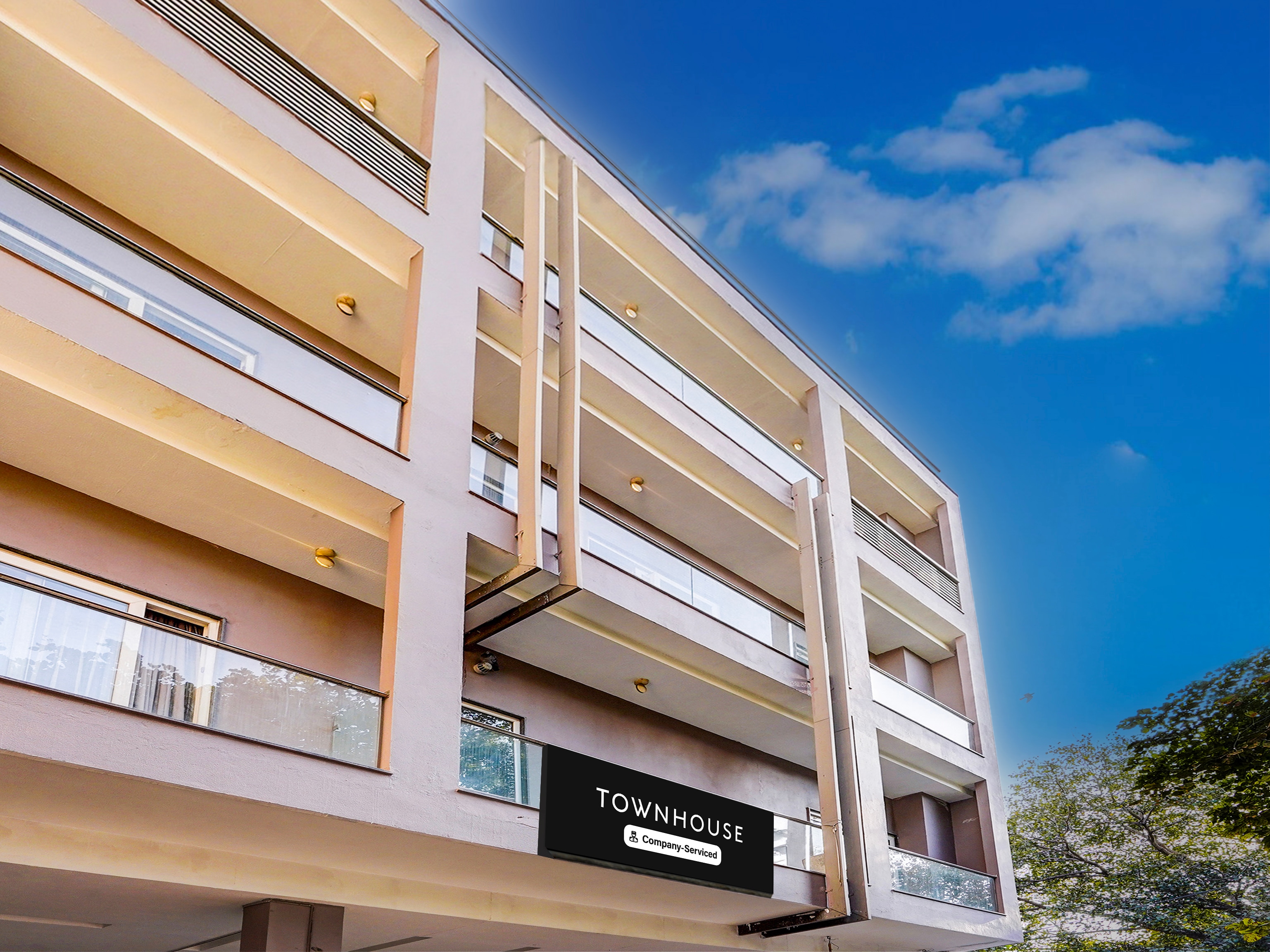 Townhouse Pitampura West Enclave - Tap to explore photos