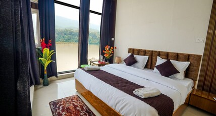 Hoteltriptaganga Room Type - Panoramic Ganga View Room