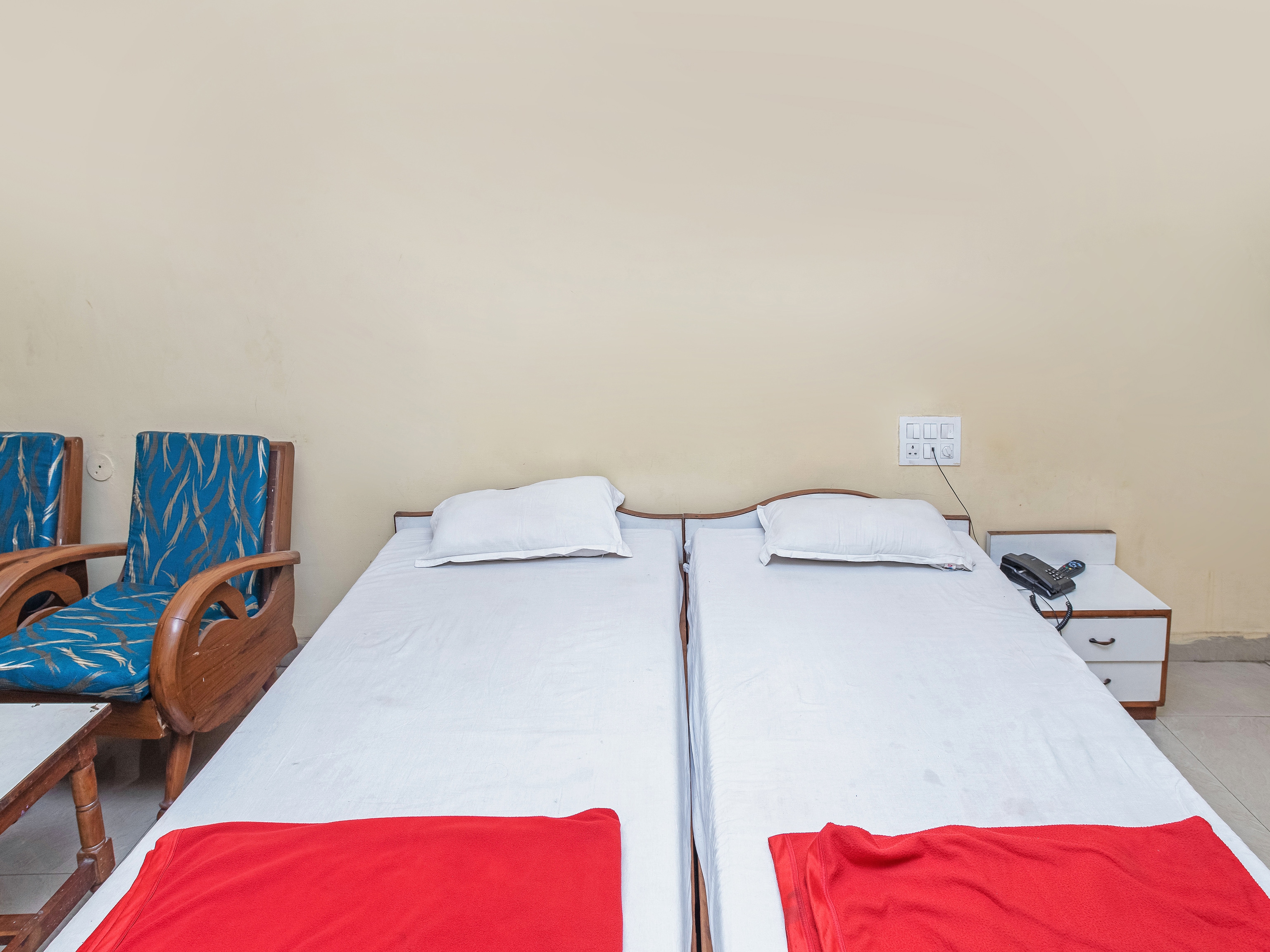 Hotel Gagan Palace - Tap to explore photos