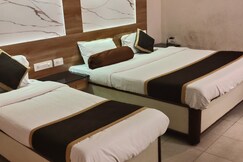 Hotel Sri Sai Grand Central