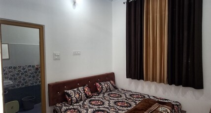 Laxmi homestay Room Type - single room with double bed