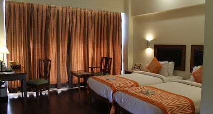 Krishna Inn By Royal Hotels Room Type - Executive Room With Twin Bed