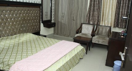 Rahi Tourist Bunglow Badaun Room Type - Air Conditioner(AC)- Split AC