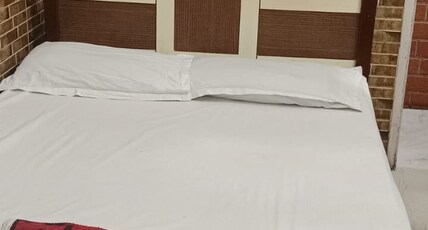 Royal plaza guest house Room Type - Double bedroom