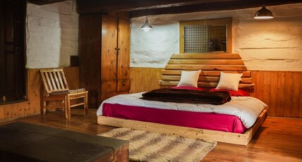 Camp Ujhi Dhar by OERTH Room Type - Classic Room with Attic