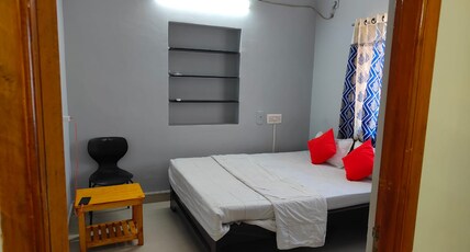 SHREE SHYLEE NIWAS SERVICE APARTMENT Room Type - Deluxe Room