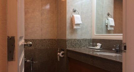 Forum Park Hotel Room Type - Deluxe Triple Balcony Room Forum Park Hotel Room Type - Deluxe Triple Balcony Room