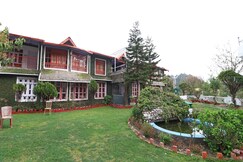 Sarthak inn Near KAINCHI DHAM 20 MINS