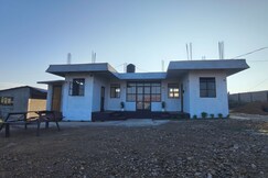 Photos of Rooms in Cherrapunjee 