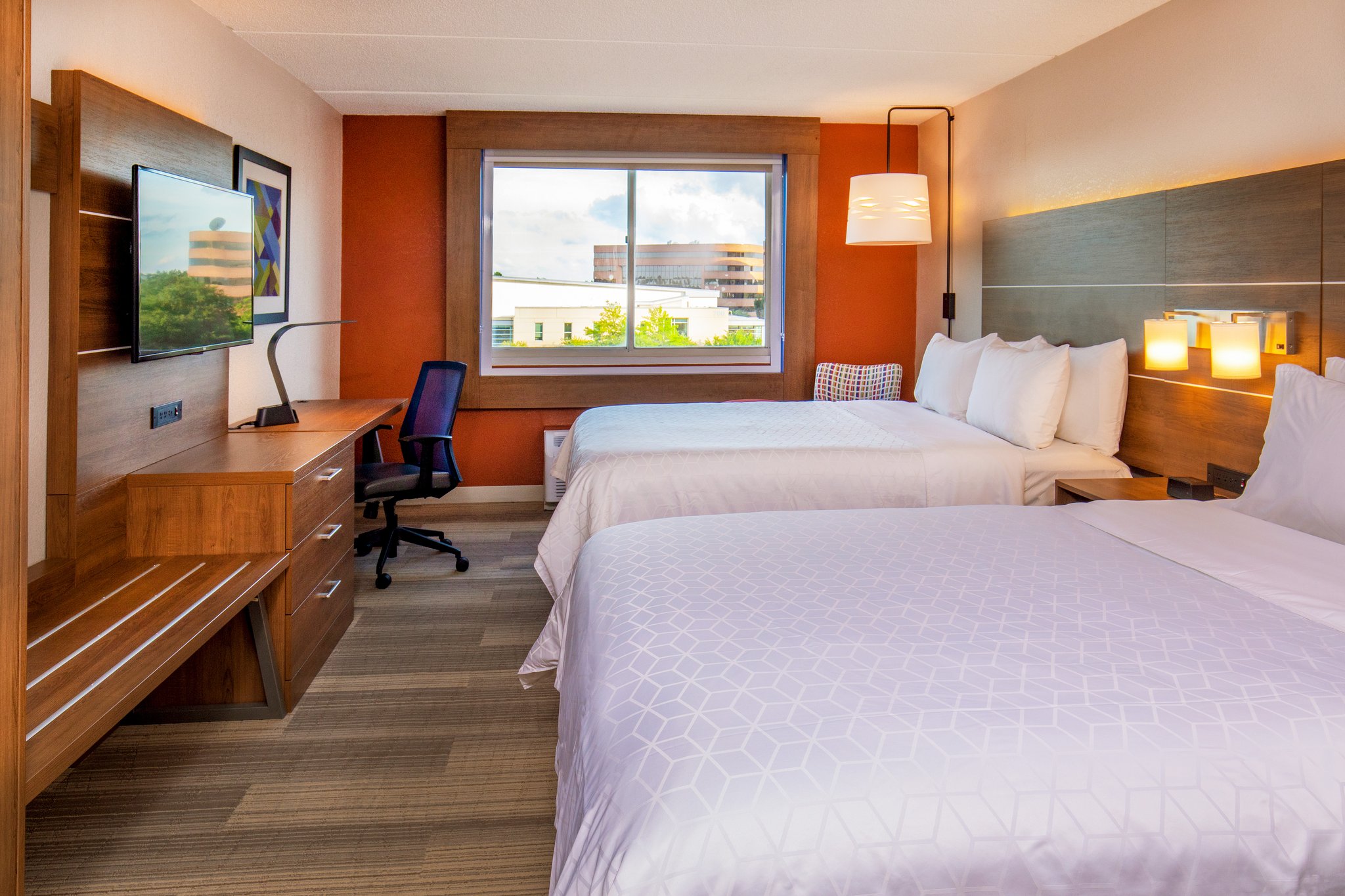 Holiday Inn Express Chesapeake - Norfolk - Tap to explore photos