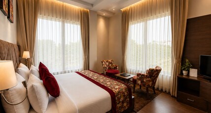 Hotel Ramaya Inn @ Har Ki Pauri Road Room Type - Premium Room - City View