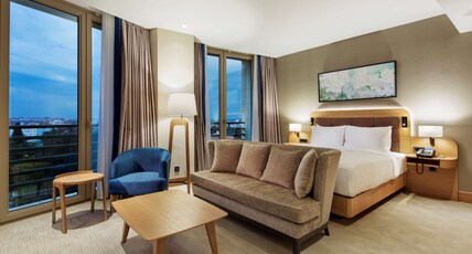 DoubleTree by Hilton Hotel Istanbul - Tuzla Room Type - KING JUNIOR SUITE