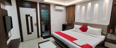 RUDRAKSH INN ( 2 MIN WALKING FROM BABA BADYANATH DHAM )