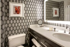 DoubleTree by Hilton Chicago Wood Dale - Elk Grove